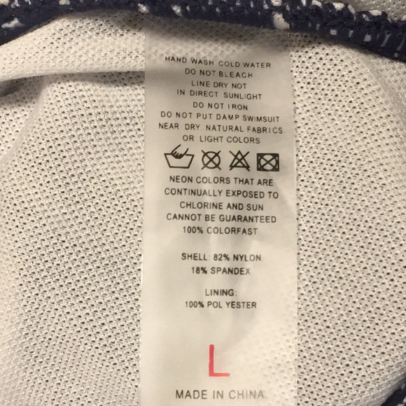 High Neck Keyhole One Piece Swimsuit - Picture 10 of 12